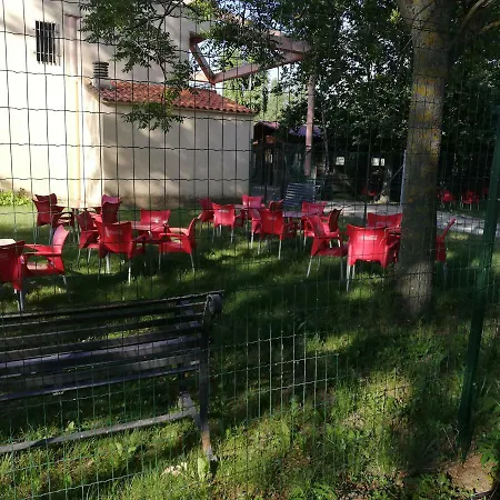 Kemping Camping El Tormes 2*